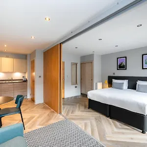 Staycity West End Appart hôtel