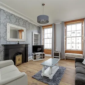  Apartment The St Patrick Square